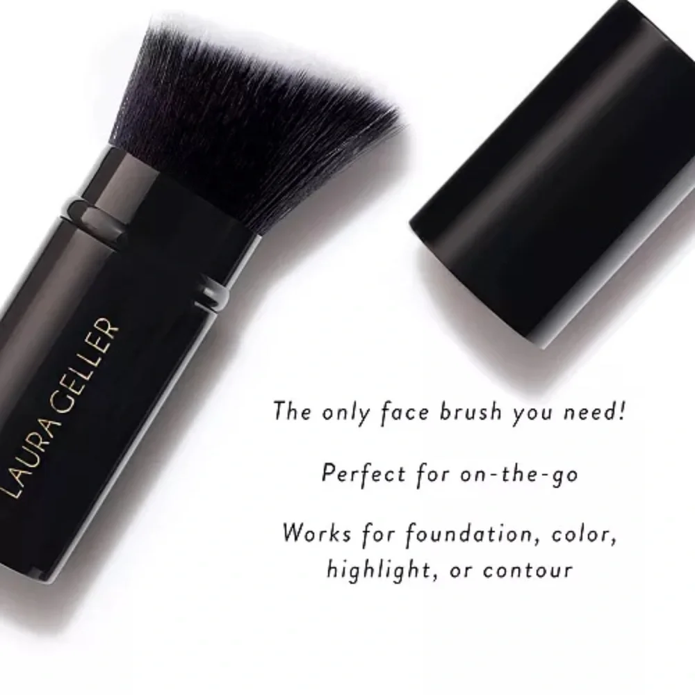 Laura Geller Angled Retractable Kabuki Brush NEW IN PACKAGE